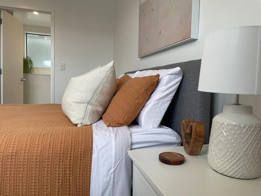 Parkside Retreat - 3 Beds -Sleeps 6 Near Westfield Villa Christchurch Buitenkant foto