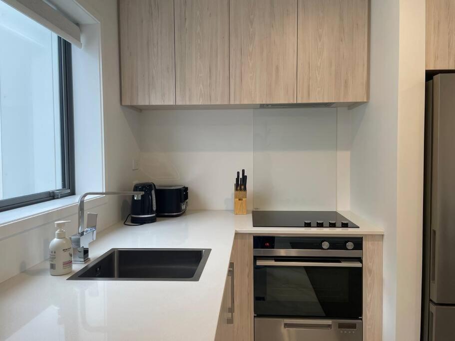 Parkside Retreat - 3 Beds -Sleeps 6 Near Westfield Villa Christchurch Buitenkant foto